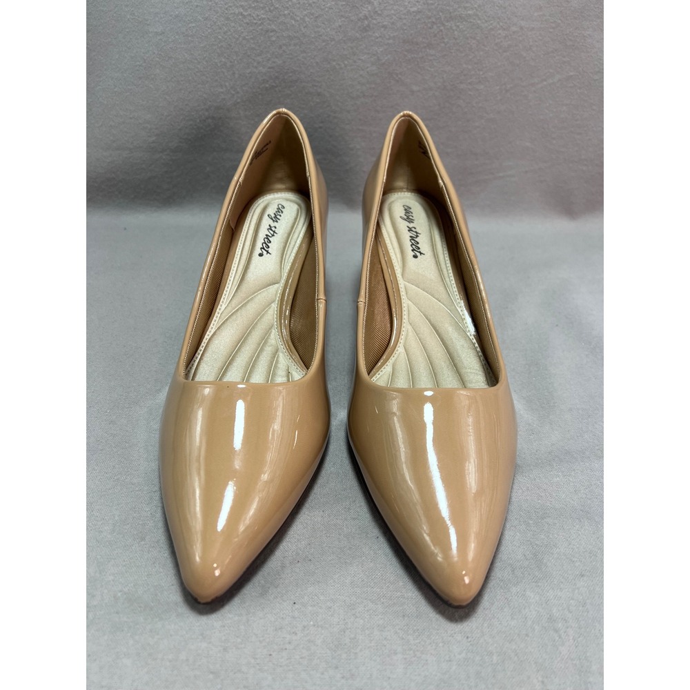 Easy Street Pointe Nude Patent Pointed Toe Kitten Heel Pumps Neutral 12 WIDE